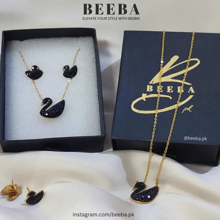 Black swann studs and pendant set