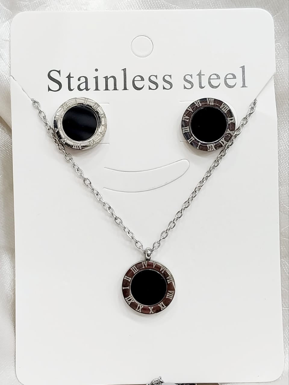 Bvlgari Locket Set