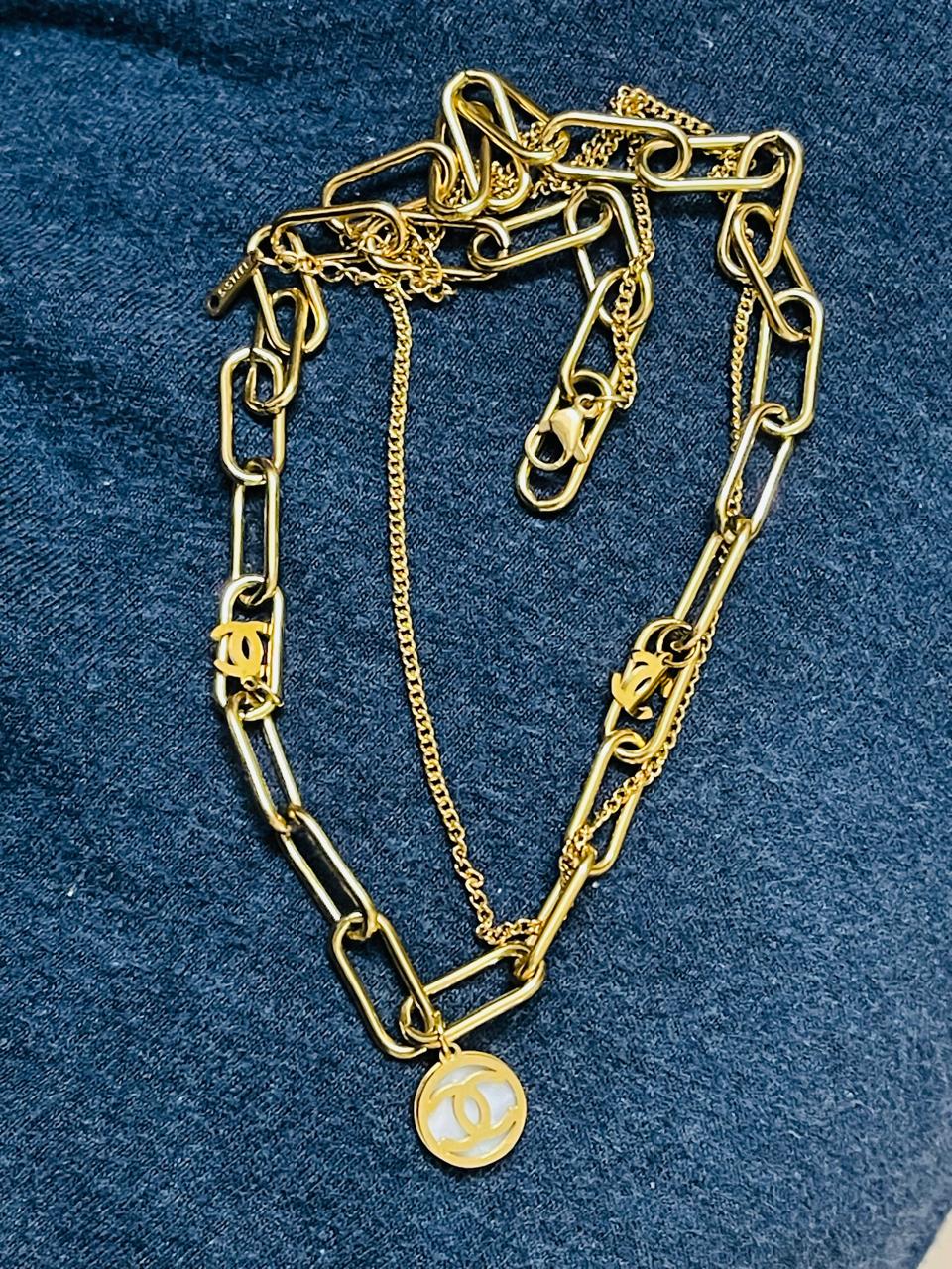 CHANEL Vintage Double strand Necklace Gold necklace