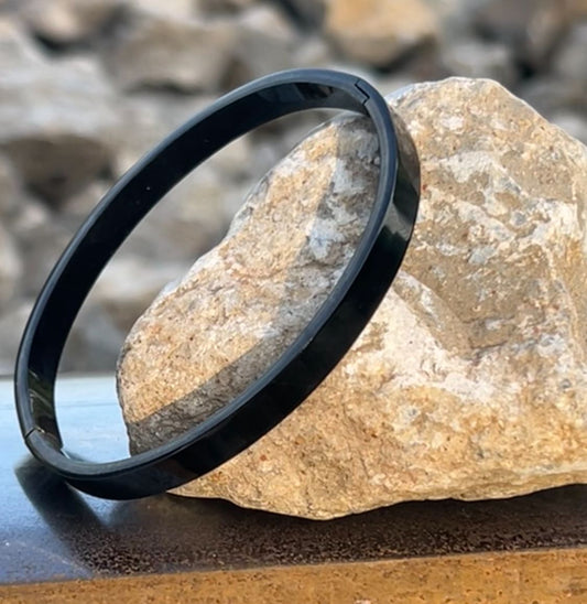 SleekEdge™ Unisex Black Stainless Steel Bracelet
