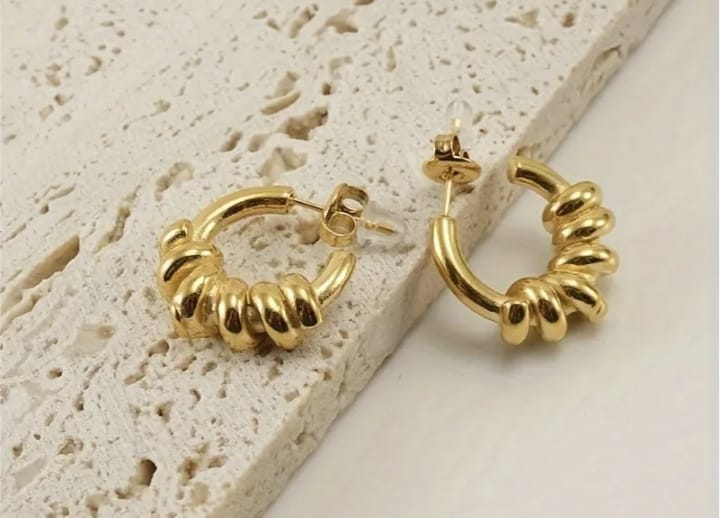 18 k gold plated ear ring