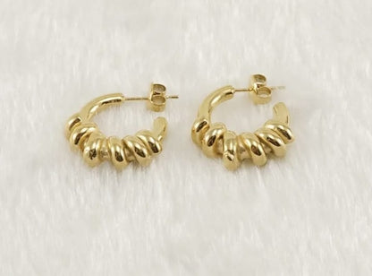 18 k gold plated ear ring