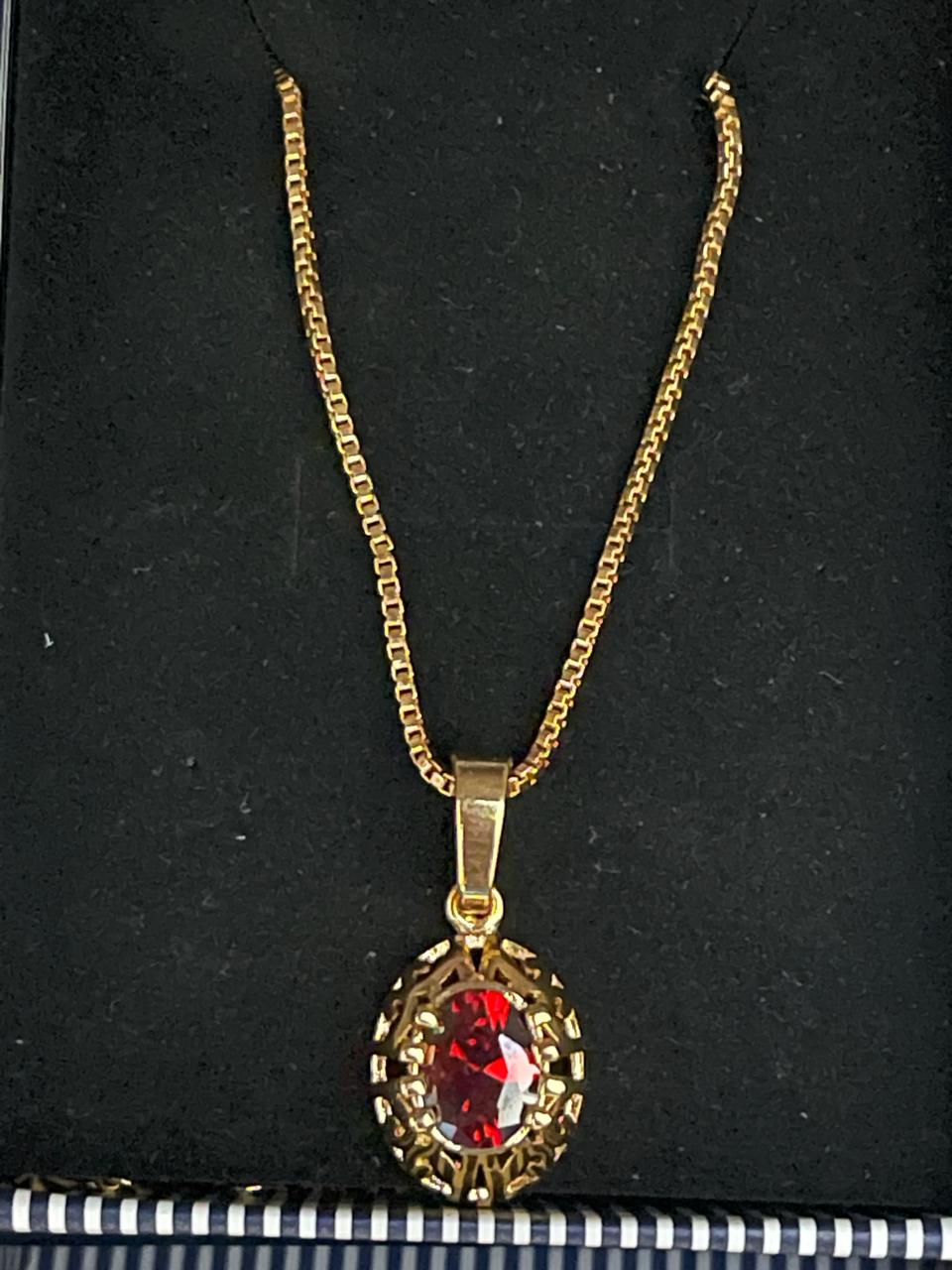 Beautifull Red Golden Locket with Earrings Necklace set for Girls Luxury Necklace with eyerings, Stone Studded Golden Locket