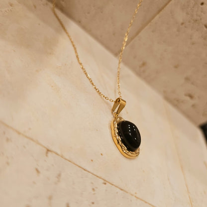 Odessa Oval Stone Necklace in Gold