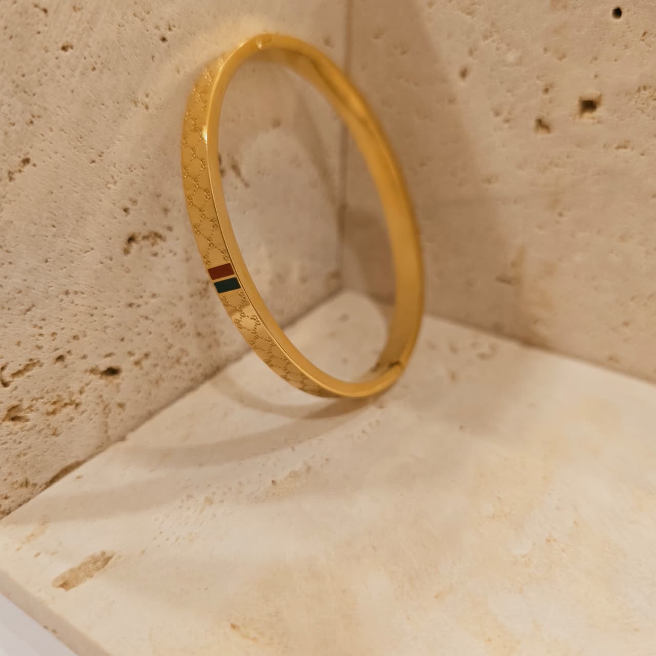 Decenzo Premium Gold-Plated Bangle – Gucci Inspired Design