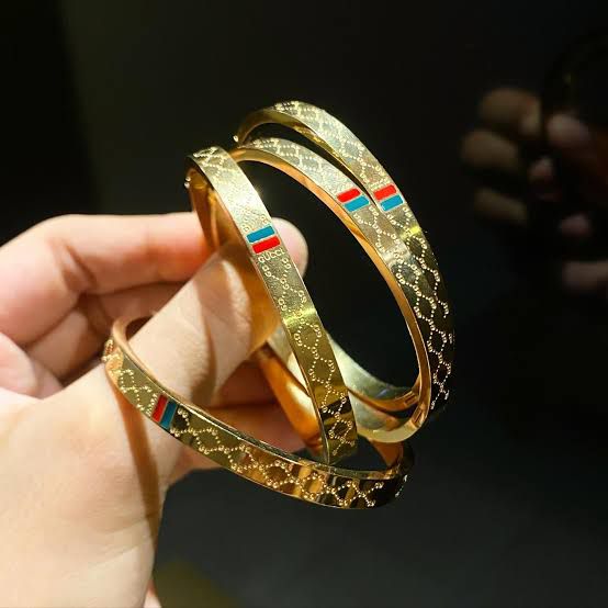 GUCCI BANGLE